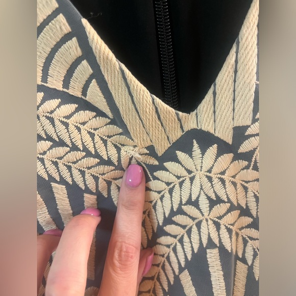 NICOLE MILLER ARTELIER Lace Dress, Size 6 (fits 2-4) - Picture 11 of 13